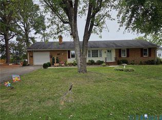 8029 Woodbridge Rd, Mechanicsville, VA 23111