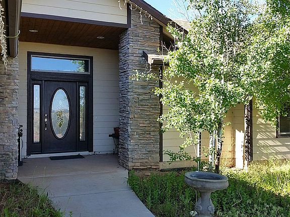 5th image of 750 E Suncrest Ln