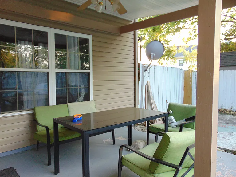 233 Ellis Park — Photo 24