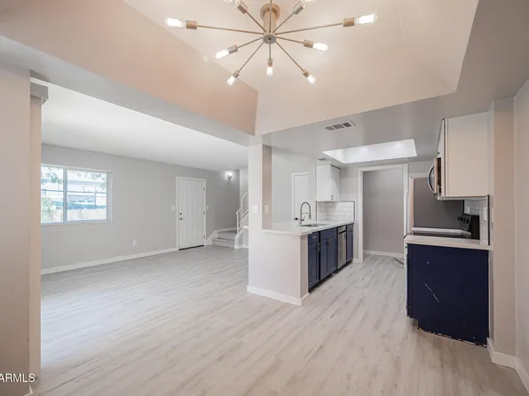 4403 E RIVERSIDE Street, Phoenix, AZ 85040