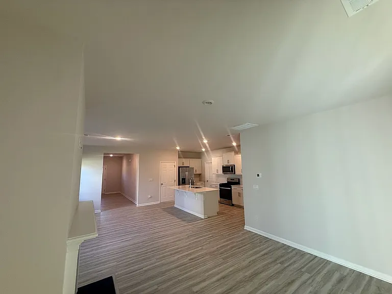 1838 Vanderlyn St — Photo 9