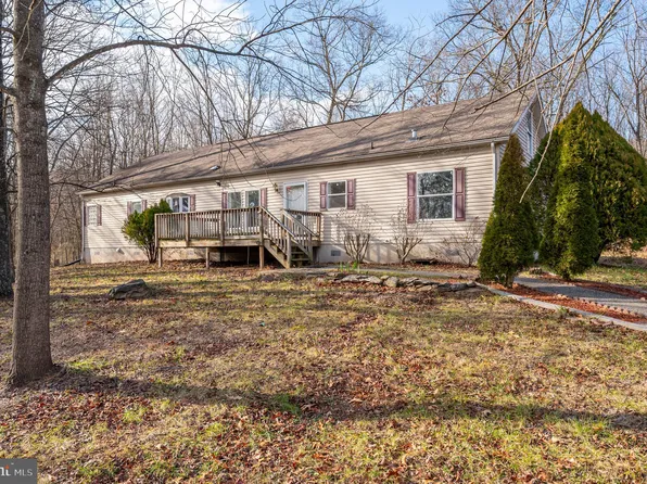 463 Haymaker Rd, Hedgesville, WV 25427