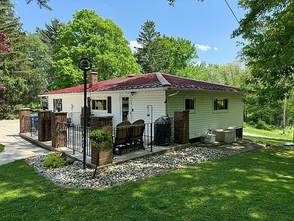 3rd image of 8035 E Township Road 178
