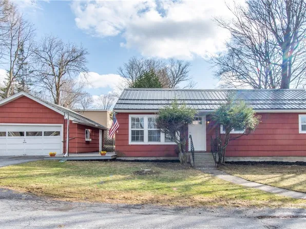 1502 Amherst St, Watertown, NY 13601