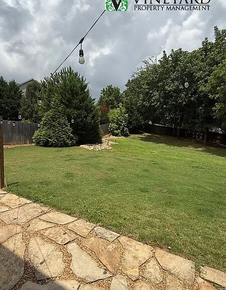 303 Cherokee Reserve Ct — Photo 47