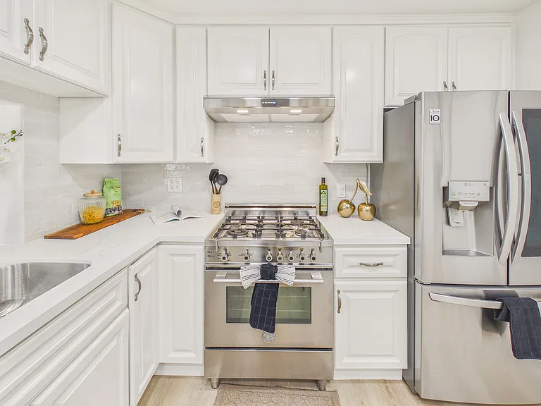 7425 Brighton Dr — Photo 14