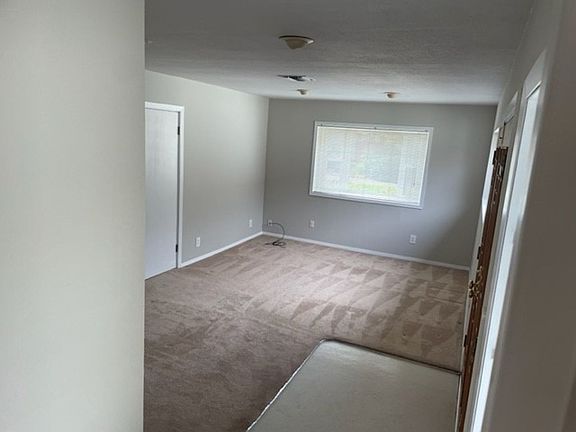 3rd image of 5228 Canning Pl
