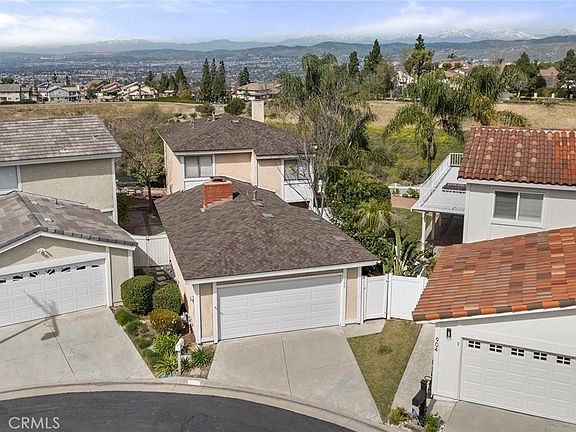 5th image of 900 S Ridgecrest Cir