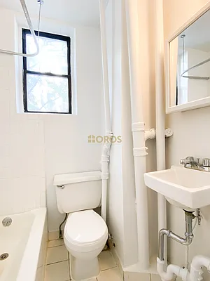 Rented by City Connections Realty | media 28