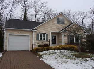 8 Dairy Farm Rd #8, Portland, CT 06480