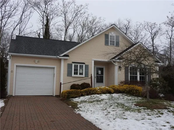 8 Dairy Farm Road #8, Portland, CT 06480