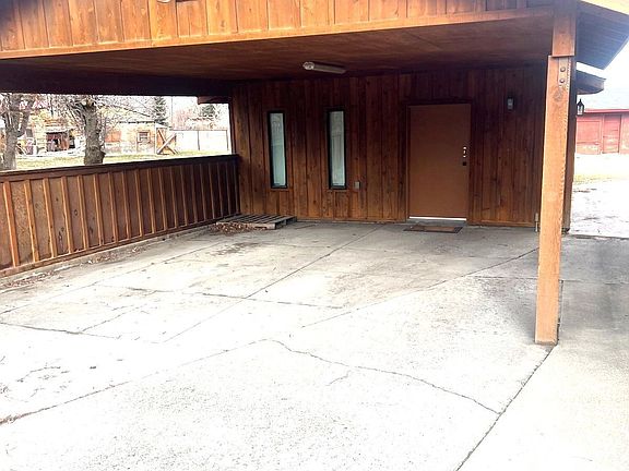 4th image of 688 Lamoille Rd