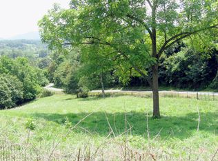 135 Heidi Ln, Waynesville, NC 28785