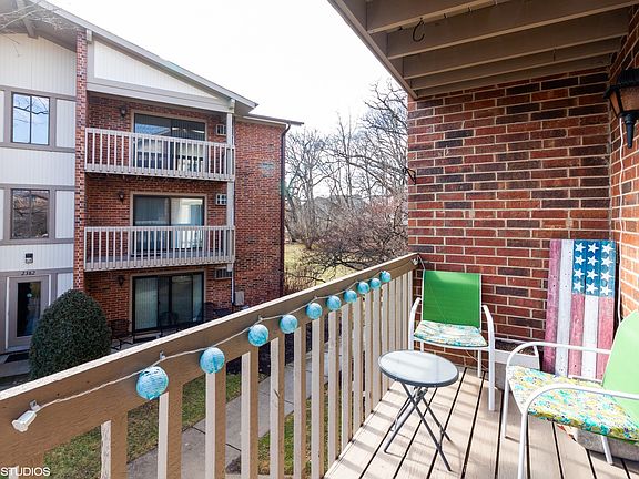2nd image of 2370 Abbeywood Dr APT D