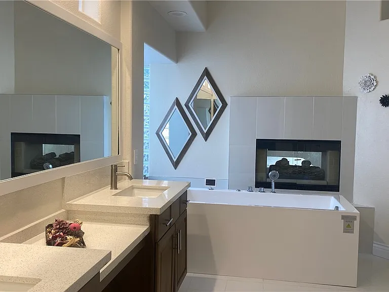 8800 Bonta Ct — Photo 33