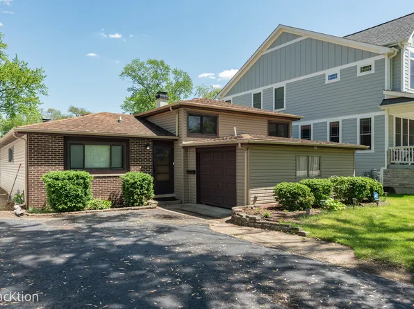 4009 Washington St, Downers Grove, IL 60515