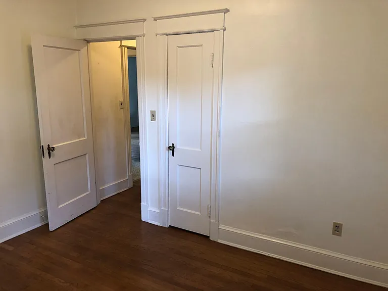 2nd Bedroom leading to Hallway