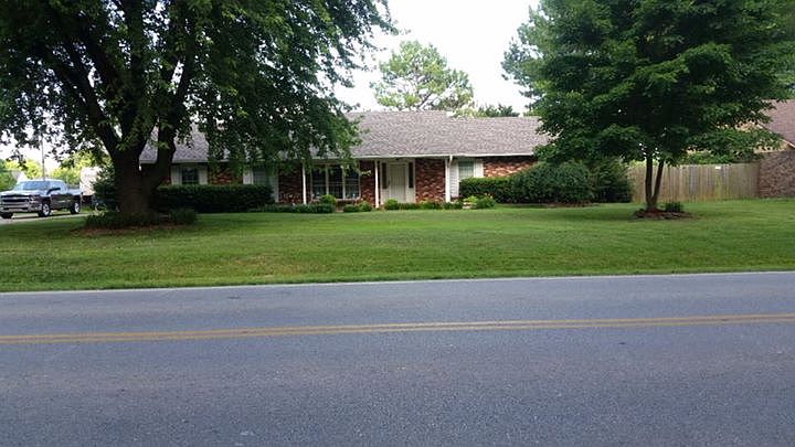 1st image of 603 N Oakwood St