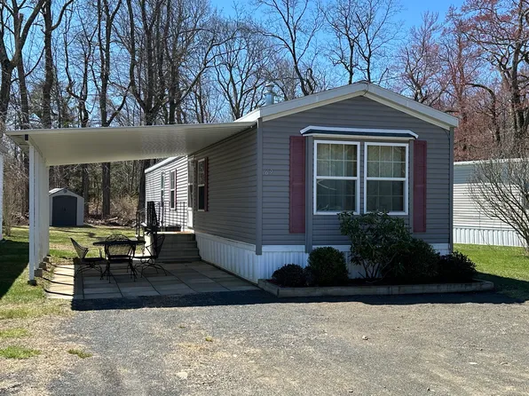 69 Barbara Avenue, Prospect, CT 06712