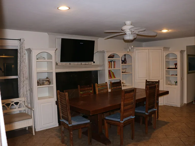 Laurel Valley Ln — Photo 10
