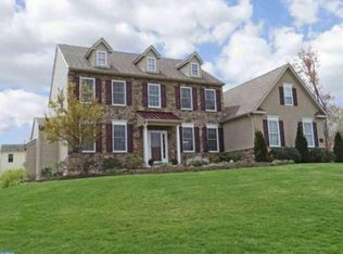 238 Royal Ct, Langhorne, PA 19047