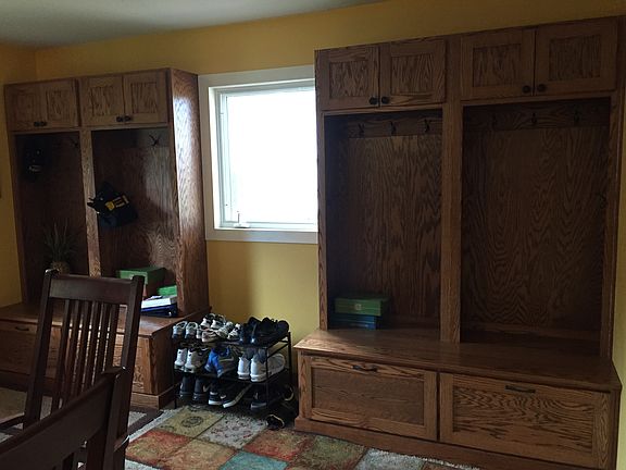 4 Large Lockers