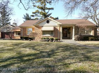 476 S Stratford Ave, Elmhurst, IL