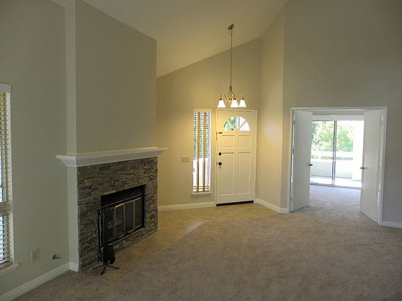 4th image of 23963 Arroyo Park Dr Unit 103