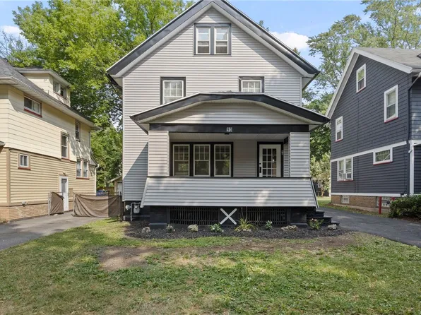 90 Pershing Dr, Rochester, NY 14609