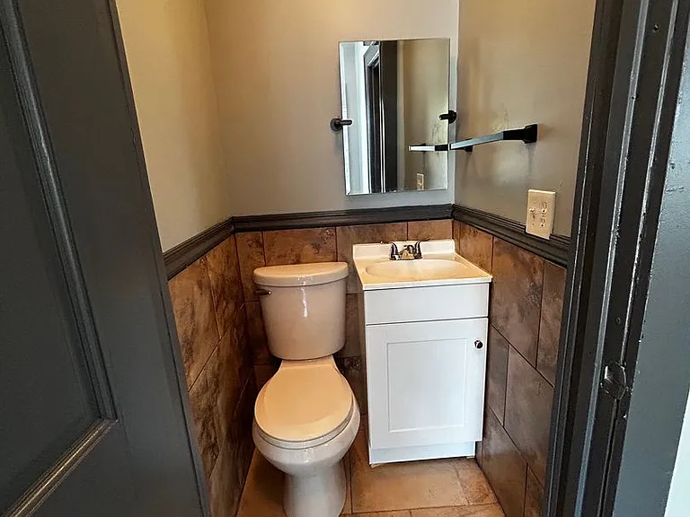 315 Parkwood Ave — Photo 15