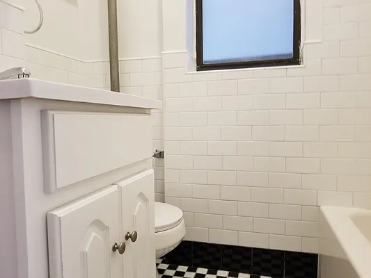 Rented by EXR | media 3