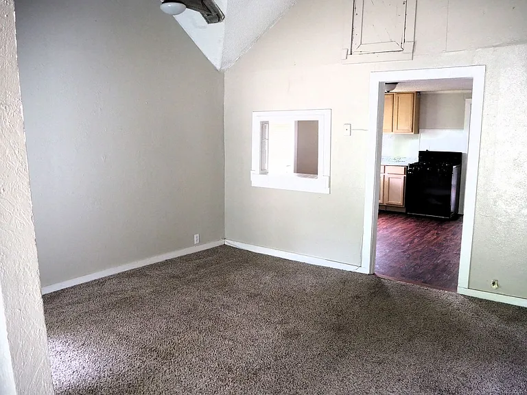 1225 Norman St — Photo 10