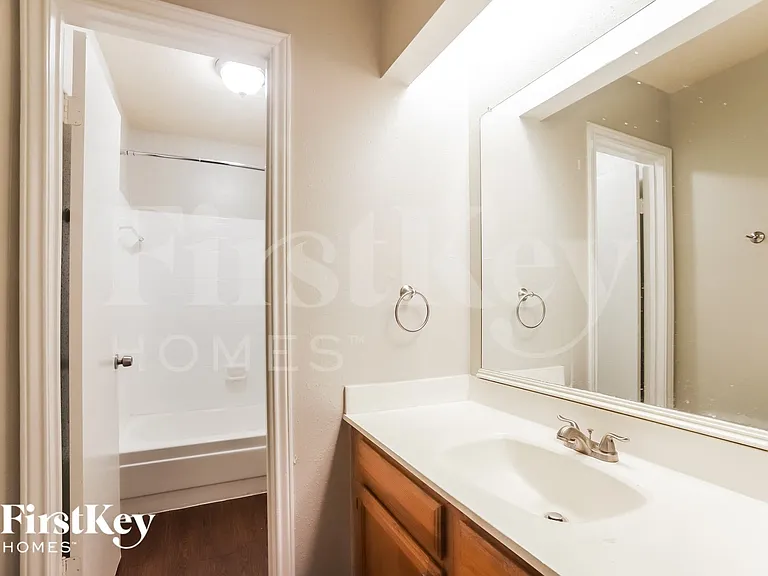 17522 Davenway Dr — Photo 13