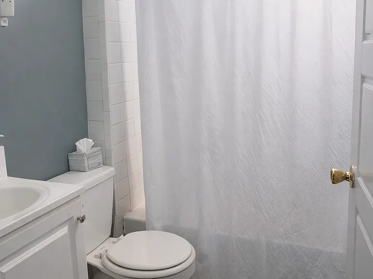 832 Washington St #3 — Photo 11
