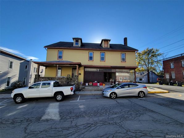 204 Main St