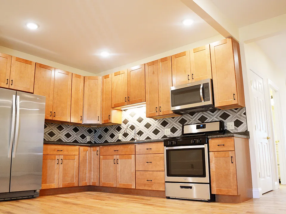 258 North St