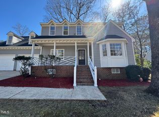 208 Lawrence Rd, Cary, NC 27511