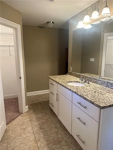 61138 Jade St — Photo 11