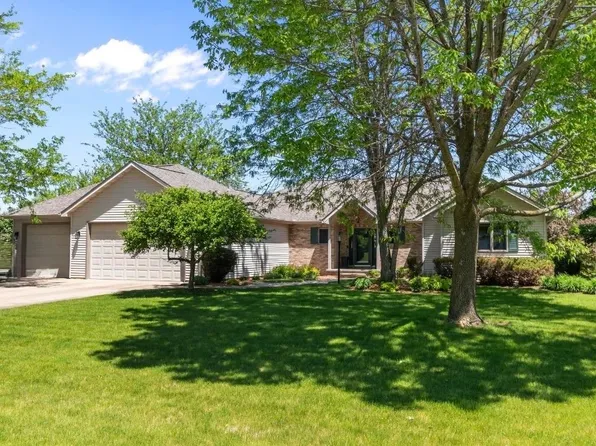 N2678 Glockenspiel Ln, Appleton, WI 54913
