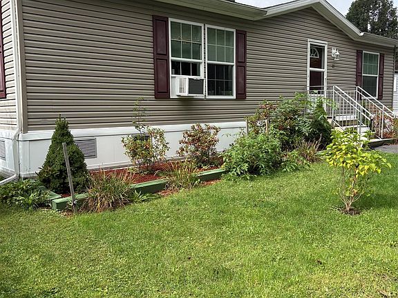 2nd image of 20 Cardinal Rd #89
