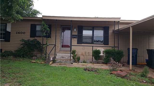 2nd image of 1400 SE 40th St