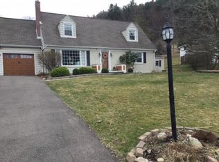 3 Stone Rd, Binghamton, NY 13903