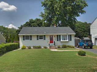 600 Sumner Ave, Belford, NJ 07718