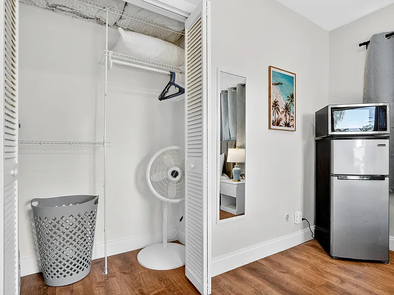 1761 NE 55th St #1 — Photo 34
