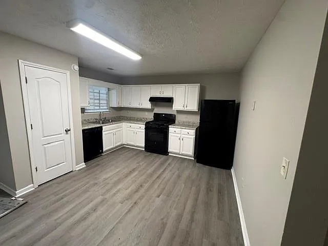 2975 Fields Dr — Photo 3