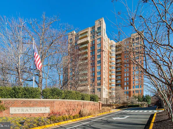 11776 Stratford House Pl APT 1404, Reston, VA 20190