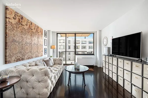 Rented by Sotheby's International Realty | media 5