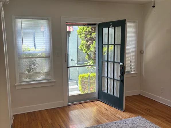 1221 9th St #G, Santa Monica, CA 90401