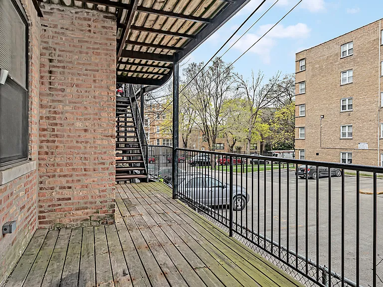2048 W Hood Ave #3B — Photo 12