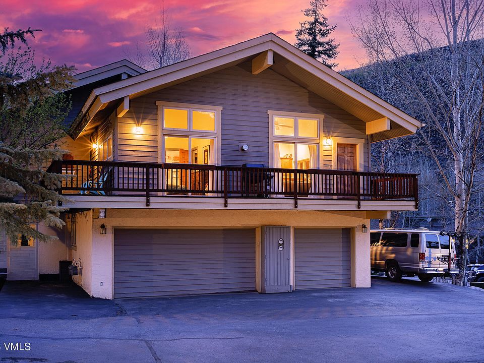 1st image of 2782 Kinnikinnick Rd #9B